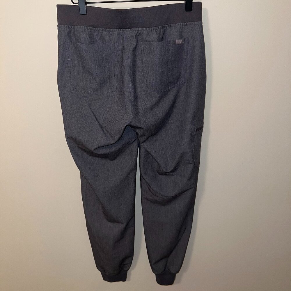 FIGS Scrub Set - Graphite - Picture 6 of 7